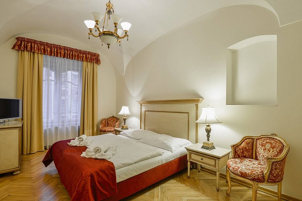 Garzotto Hotels Praha - vybavení hotelového interiéru na míru - dekorhome.lol