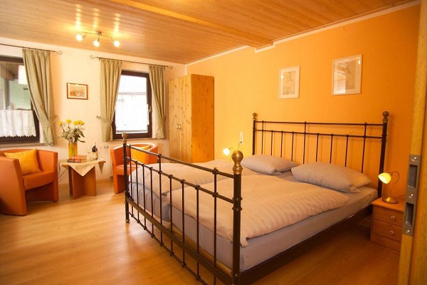 nábytek do interiéru hotelu Arnold - Gunzenhausen - dekorhome.lol